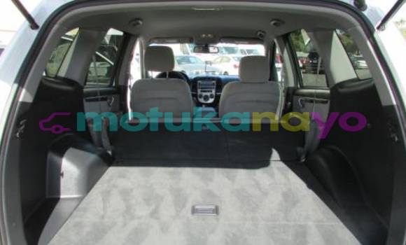 Buy Import Hyundai Santa Fe White Car in Kinshasa in Kinshasa Buy Import Hyundai Santa Fe White Car in Kinshasa in Kinshasa