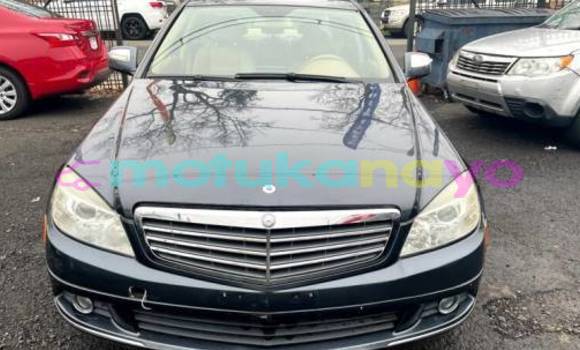 Buy Import Mercedes‒Benz 300–Series Silver Car in Import - Dubai in Bandundu Buy Import Mercedes‒Benz 300–Series Silver Car in Import - Dubai in Bandundu
