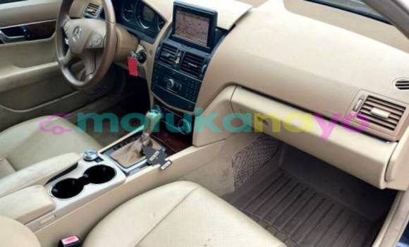 Buy Import Mercedes‒Benz 300–Series Silver Car in Import - Dubai in Bandundu Buy Import Mercedes‒Benz 300–Series Silver Car in Import - Dubai in Bandundu