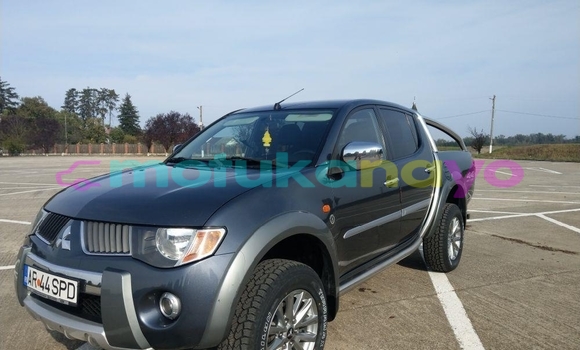 Buy Import Mitsubishi L200 Blue Car in Import - Dubai in Bandundu Buy Import Mitsubishi L200 Blue Car in Import - Dubai in Bandundu
