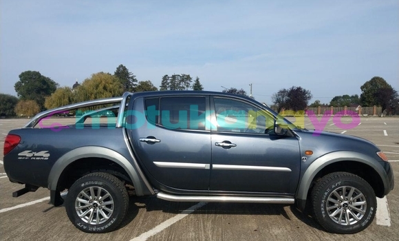 Buy Import Mitsubishi L200 Blue Car in Import - Dubai in Bandundu Buy Import Mitsubishi L200 Blue Car in Import - Dubai in Bandundu