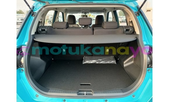 Buy Import Toyota HiAce Blue Truck in Import - Dubai in Bandundu Buy Import Toyota HiAce Blue Truck in Import - Dubai in Bandundu