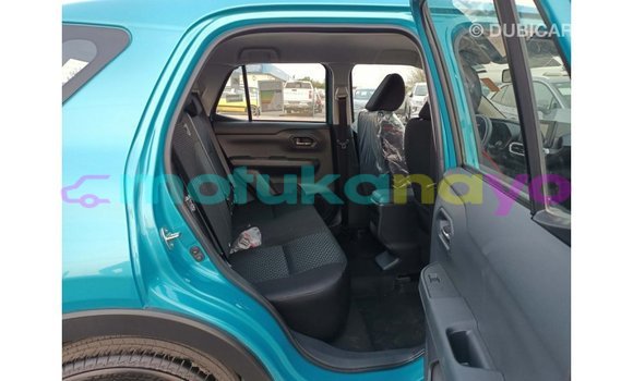 Buy Import Toyota HiAce Blue Truck in Import - Dubai in Bandundu Buy Import Toyota HiAce Blue Truck in Import - Dubai in Bandundu