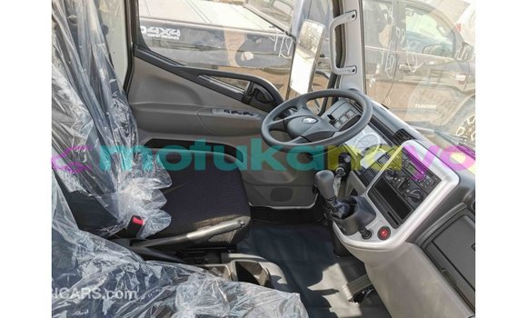 Buy Import Mitsubishi L400 White Truck in Import - Dubai in Bandundu Buy Import Mitsubishi L400 White Truck in Import - Dubai in Bandundu