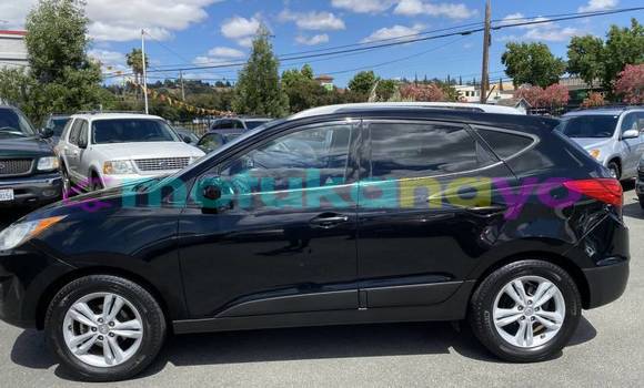 Buy Import Hyundai Tucson Black Car in Bodalangi in Equateur Buy Import Hyundai Tucson Black Car in Bodalangi in Equateur