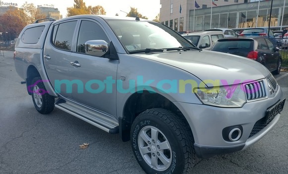 Buy Import Mitsubishi L200 Silver Car in Kinshasa in Kinshasa Buy Import Mitsubishi L200 Silver Car in Kinshasa in Kinshasa
