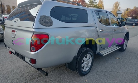 Buy Import Mitsubishi L200 Silver Car in Kinshasa in Kinshasa Buy Import Mitsubishi L200 Silver Car in Kinshasa in Kinshasa