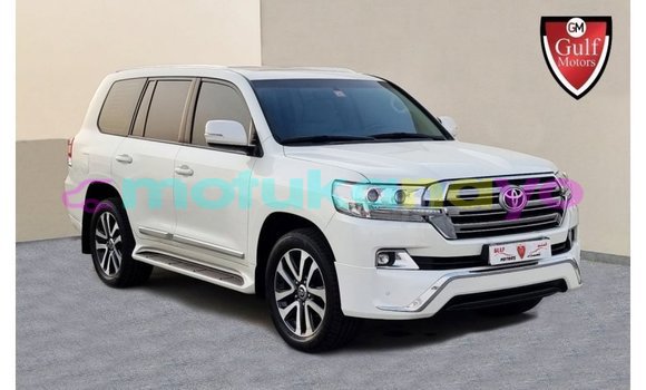 Buy Import Toyota Land Cruiser White Car in Import - Dubai in Bandundu Buy Import Toyota Land Cruiser White Car in Import - Dubai in Bandundu