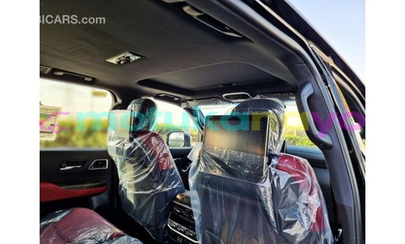 Acheter Import Voiture Toyota Land Cruiser Noir à Import - Dubai, Bandundu Acheter Import Voiture Toyota Land Cruiser Noir à Import - Dubai, Bandundu