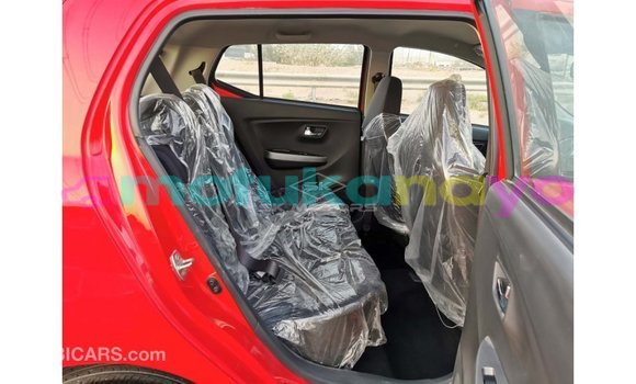 Buy Import Toyota HiAce Red Truck in Import - Dubai in Bandundu Buy Import Toyota HiAce Red Truck in Import - Dubai in Bandundu
