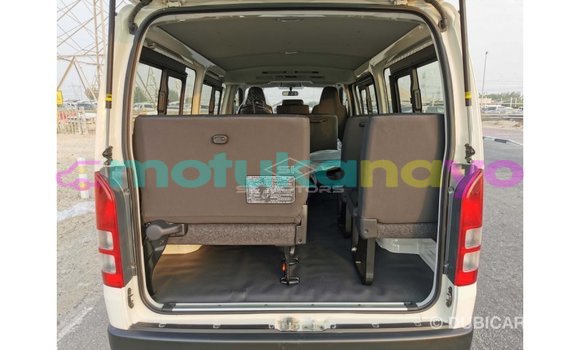 Buy Import Toyota DA White Truck in Import - Dubai in Bandundu Buy Import Toyota DA White Truck in Import - Dubai in Bandundu