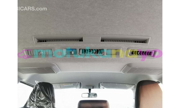 Buy Import Toyota DA White Truck in Import - Dubai in Bandundu Buy Import Toyota DA White Truck in Import - Dubai in Bandundu