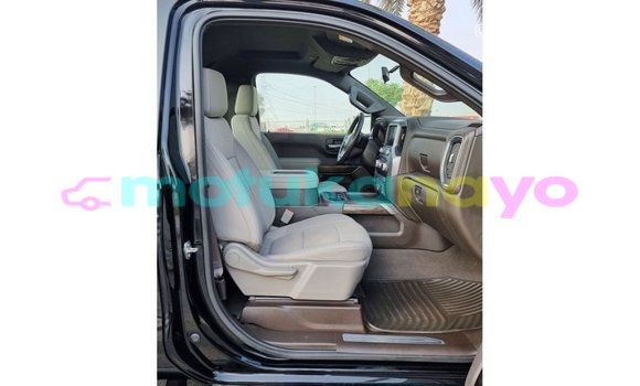 Acheter Import Voiture GMC Sierra Noir à Import - Dubai, Bandundu Acheter Import Voiture GMC Sierra Noir à Import - Dubai, Bandundu