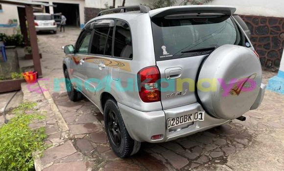 Buy Used Toyota RAV4 Silver Car in Kinshasa in Kinshasa Buy Used Toyota RAV4 Silver Car in Kinshasa in Kinshasa