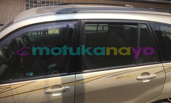 Buy Used Toyota RAV4 Beige Car in Kinshasa in Kinshasa Buy Used Toyota RAV4 Beige Car in Kinshasa in Kinshasa