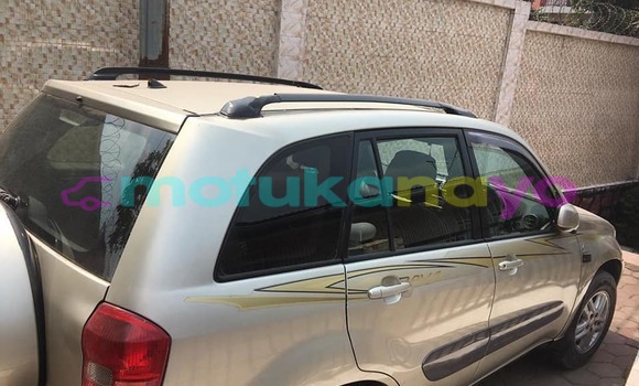 Buy Used Toyota RAV4 Beige Car in Kinshasa in Kinshasa Buy Used Toyota RAV4 Beige Car in Kinshasa in Kinshasa