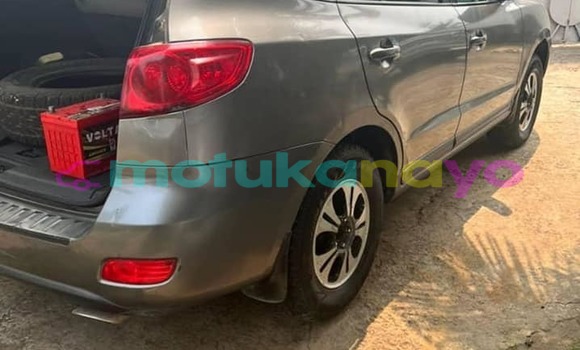 Buy Used Hyundai Santa Fe Other Car in Kinshasa in Kinshasa Buy Used Hyundai Santa Fe Other Car in Kinshasa in Kinshasa