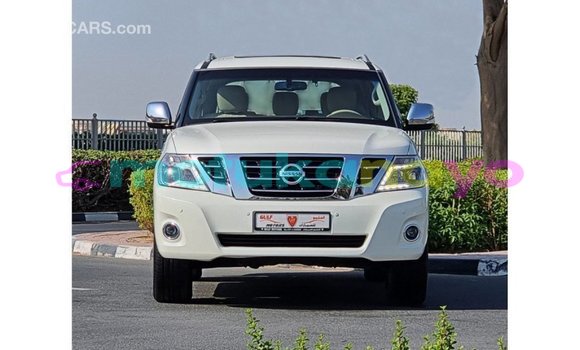 Buy Import Nissan Patrol White Car in Import - Dubai in Bandundu Buy Import Nissan Patrol White Car in Import - Dubai in Bandundu