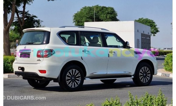 Buy Import Nissan Patrol White Car in Import - Dubai in Bandundu Buy Import Nissan Patrol White Car in Import - Dubai in Bandundu