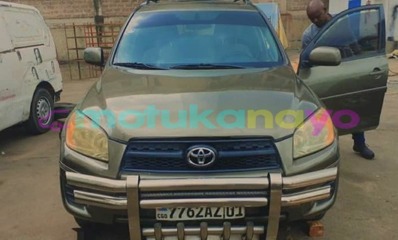 Buy Used Toyota RAV4 Green Car in Kinshasa in Kinshasa Buy Used Toyota RAV4 Green Car in Kinshasa in Kinshasa