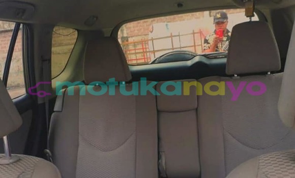 Buy Used Toyota RAV4 Green Car in Kinshasa in Kinshasa Buy Used Toyota RAV4 Green Car in Kinshasa in Kinshasa