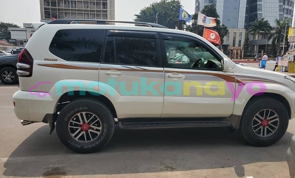 Buy Used Toyota Land Cruiser Prado White Car in Kinshasa in Kinshasa Buy Used Toyota Land Cruiser Prado White Car in Kinshasa in Kinshasa