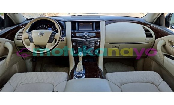 Buy Import Nissan Patrol White Car in Import - Dubai in Bandundu Buy Import Nissan Patrol White Car in Import - Dubai in Bandundu