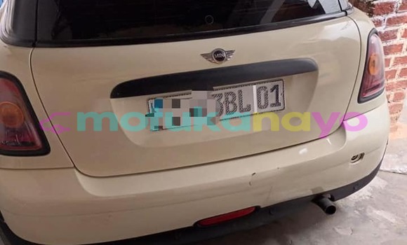 Buy Used Mini Cooper White Car in Kinshasa in Kinshasa Buy Used Mini Cooper White Car in Kinshasa in Kinshasa
