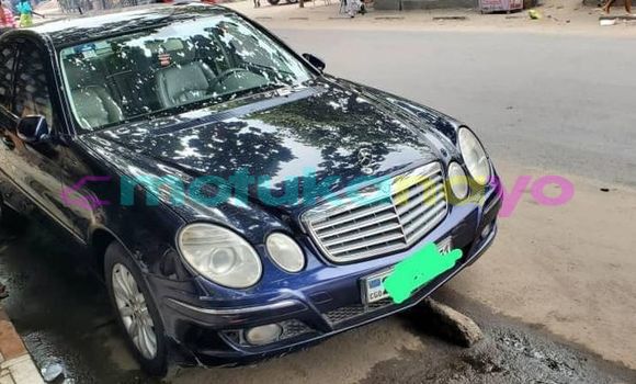 Buy Used Mercedes‒Benz E–Class Blue Car in Kinshasa in Kinshasa Buy Used Mercedes‒Benz E–Class Blue Car in Kinshasa in Kinshasa