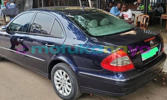 Buy Used Mercedes‒Benz E–Class Blue Car in Kinshasa in Kinshasa Buy Used Mercedes‒Benz E–Class Blue Car in Kinshasa in Kinshasa