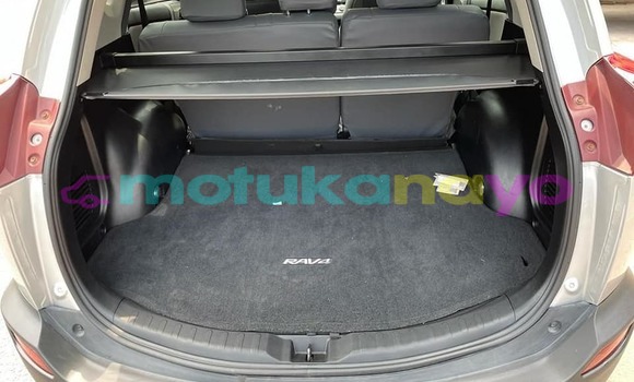 Buy Used Toyota RAV4 Silver Car in Kinshasa in Kinshasa Buy Used Toyota RAV4 Silver Car in Kinshasa in Kinshasa