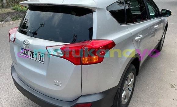 Buy Used Toyota RAV4 Silver Car in Kinshasa in Kinshasa Buy Used Toyota RAV4 Silver Car in Kinshasa in Kinshasa