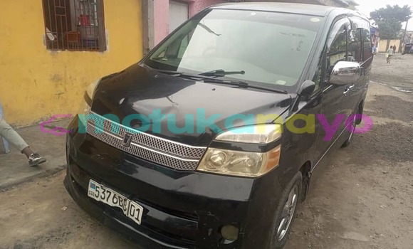 Buy Used Toyota Voxy Black Car in Kinshasa in Kinshasa