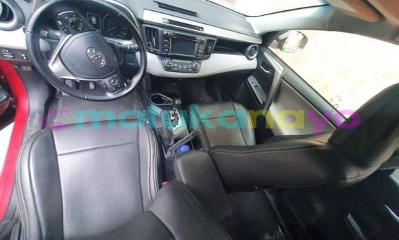 Acheter Occasion Voiture Toyota RAV4 Rouge à Kinshasa, Kinshasa Acheter Occasion Voiture Toyota RAV4 Rouge à Kinshasa, Kinshasa