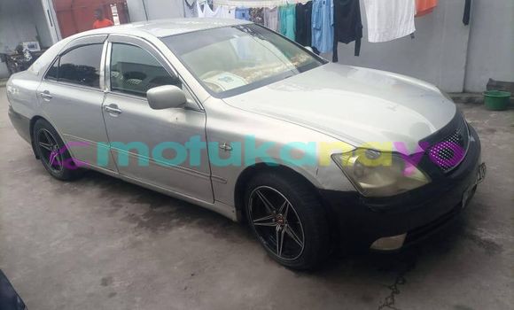 Acheter Occasion Voiture Toyota Crown Gris à Kinshasa, Kinshasa Acheter Occasion Voiture Toyota Crown Gris à Kinshasa, Kinshasa