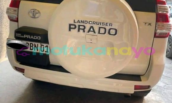 Acheter Occasion Voiture Toyota Land Cruiser Prado Blanc à Kinshasa, Kinshasa Acheter Occasion Voiture Toyota Land Cruiser Prado Blanc à Kinshasa, Kinshasa