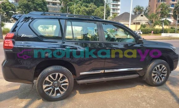 Acheter Occasion Voiture Toyota Land Cruiser Prado Noir à Kinshasa, Kinshasa Acheter Occasion Voiture Toyota Land Cruiser Prado Noir à Kinshasa, Kinshasa