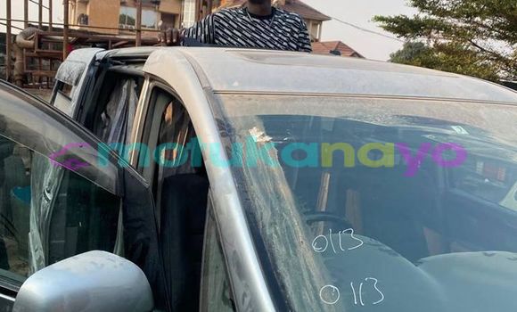 Acheter Occasion Voiture Toyota Alphard Bleu à Kinshasa, Kinshasa Acheter Occasion Voiture Toyota Alphard Bleu à Kinshasa, Kinshasa