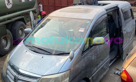 Acheter Occasion Voiture Toyota Alphard Bleu à Kinshasa, Kinshasa Acheter Occasion Voiture Toyota Alphard Bleu à Kinshasa, Kinshasa