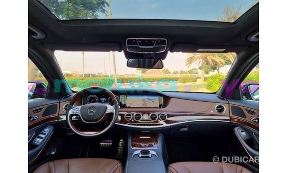 Buy Import Mercedes-Benz 190 (W201) Black Car in Import - Dubai in Bandundu Buy Import Mercedes-Benz 190 (W201) Black Car in Import - Dubai in Bandundu