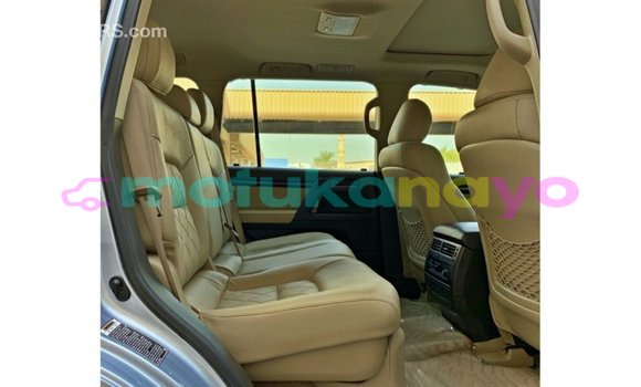 Acheter Import Voiture Toyota Land Cruiser Bleu à Import - Dubai, Bandundu Acheter Import Voiture Toyota Land Cruiser Bleu à Import - Dubai, Bandundu
