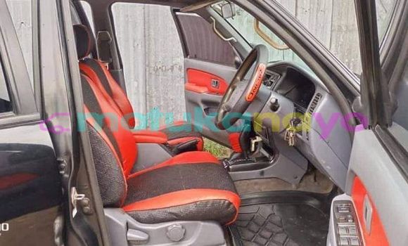 Buy Used Toyota Hilux Surf Black Car in Kinshasa in Kinshasa Buy Used Toyota Hilux Surf Black Car in Kinshasa in Kinshasa