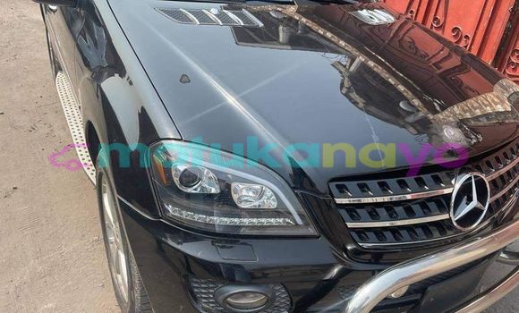 Acheter Occasion Voiture Mercedes‒Benz ML–Class Noir à Kinshasa, Kinshasa Acheter Occasion Voiture Mercedes‒Benz ML–Class Noir à Kinshasa, Kinshasa