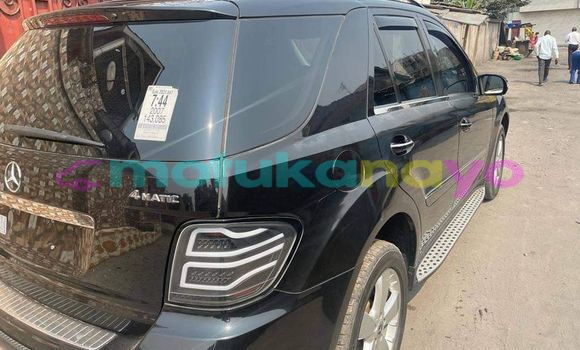 Acheter Occasion Voiture Mercedes‒Benz ML–Class Noir à Kinshasa, Kinshasa Acheter Occasion Voiture Mercedes‒Benz ML–Class Noir à Kinshasa, Kinshasa