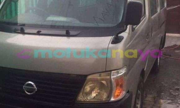 Buy Used Nissan Caravan Silver Car in Kinshasa in Kinshasa Buy Used Nissan Caravan Silver Car in Kinshasa in Kinshasa