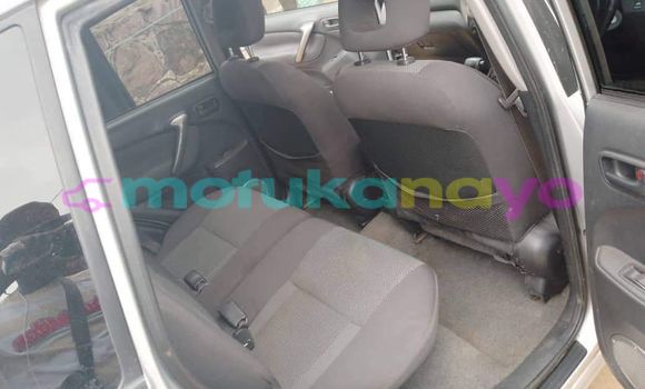 Acheter Occasion Voiture Toyota RAV4 Gris à Kinshasa, Kinshasa Acheter Occasion Voiture Toyota RAV4 Gris à Kinshasa, Kinshasa