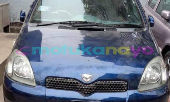 Acheter Occasion Voiture Toyota Vitz Bleu à Kinshasa, Kinshasa Acheter Occasion Voiture Toyota Vitz Bleu à Kinshasa, Kinshasa