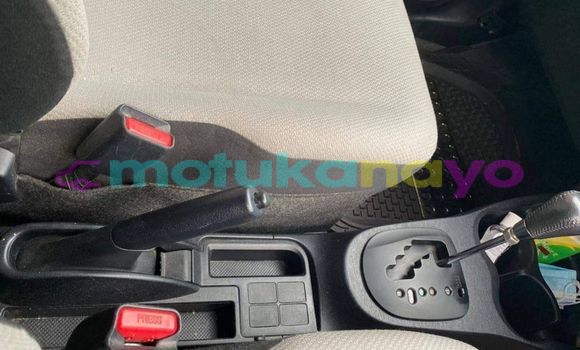 Acheter Occasion Voiture Toyota Vitz Gris à Kinshasa, Kinshasa Acheter Occasion Voiture Toyota Vitz Gris à Kinshasa, Kinshasa