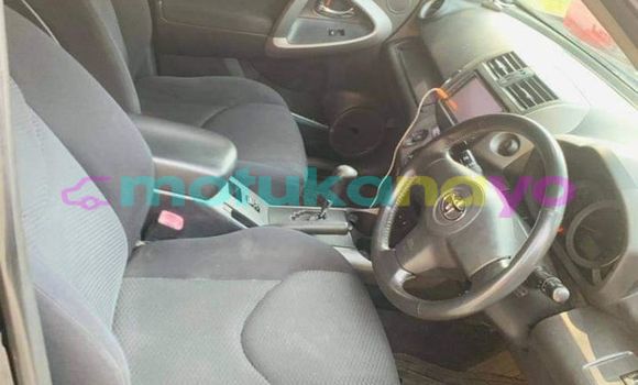 Acheter Occasion Voiture Toyota RAV4 Noir à Kinshasa, Kinshasa Acheter Occasion Voiture Toyota RAV4 Noir à Kinshasa, Kinshasa