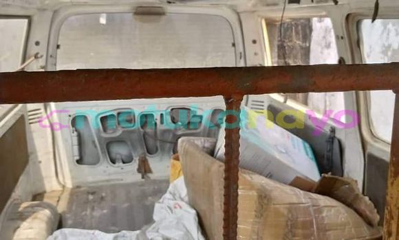 Acheter Occasion Voiture Nissan Vanette Autre à Kinshasa, Kinshasa Acheter Occasion Voiture Nissan Vanette Autre à Kinshasa, Kinshasa